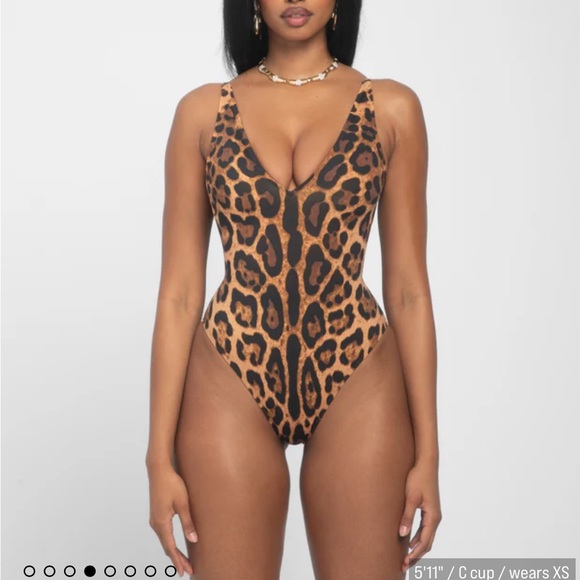 TA3 Hi Cut or Brazil Plungey Vibrant Purple Orchid One Piece Swimsuit, Size XL - Picture 9 of 10